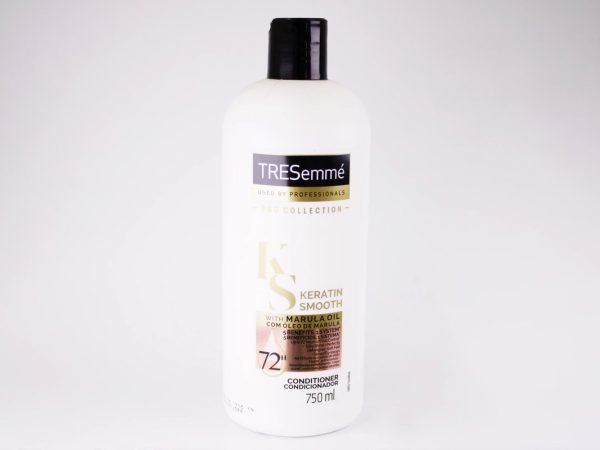 TRESemmé - Keratin Smooth Conditioner with Marula Oil 750ml, product pack